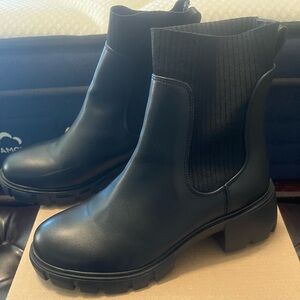 Steve Madden Hutch Black Women's Chelsea Boots